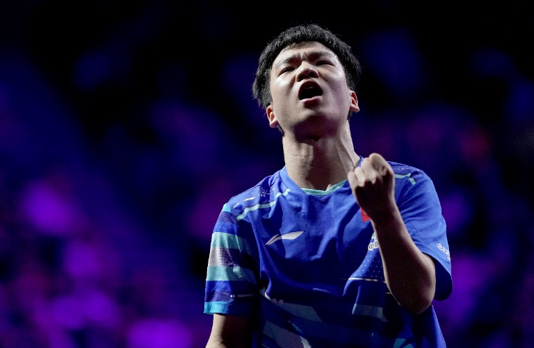 正处于自己, czsAA 正处于自己, czsAA