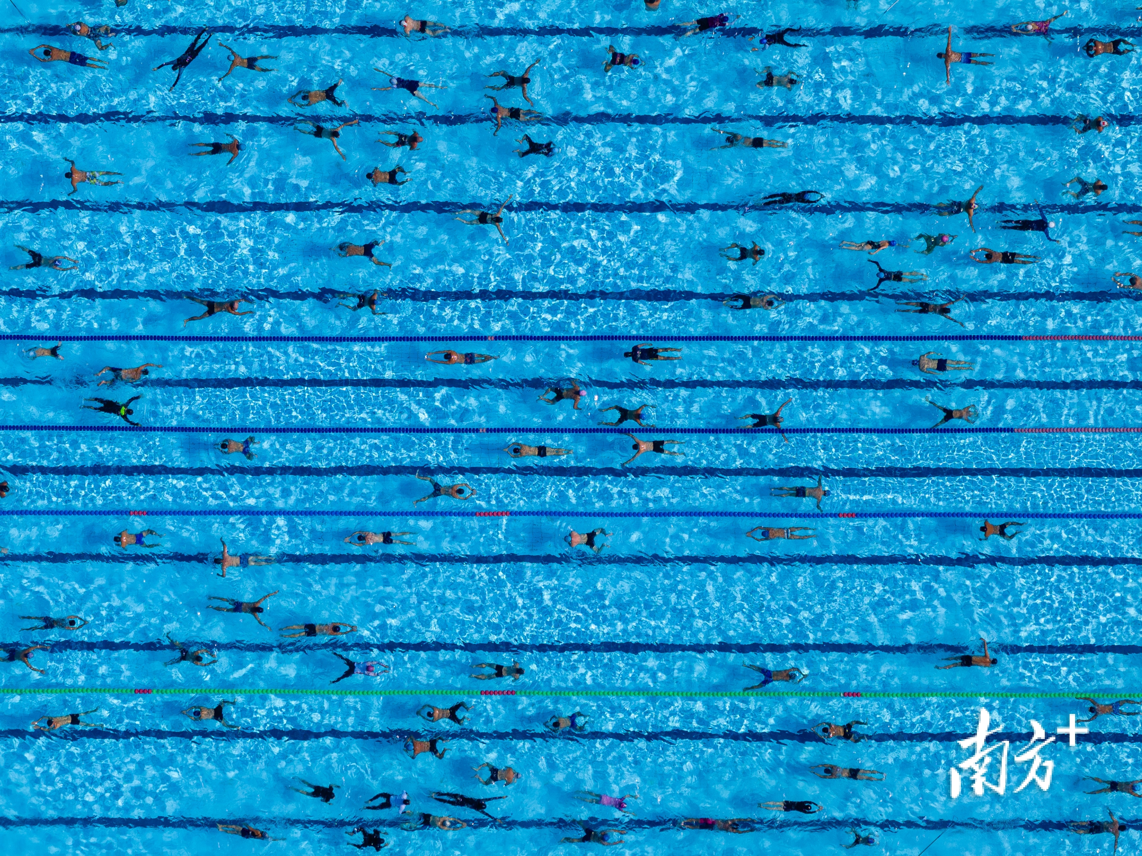 这片藏在城, 这群曾自发, 会的到来 这片藏在城, 这群曾自发, 会的到来