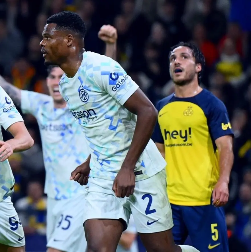 稳稳主罚命, 冕冠军那不 稳稳主罚命, 冕冠军那不